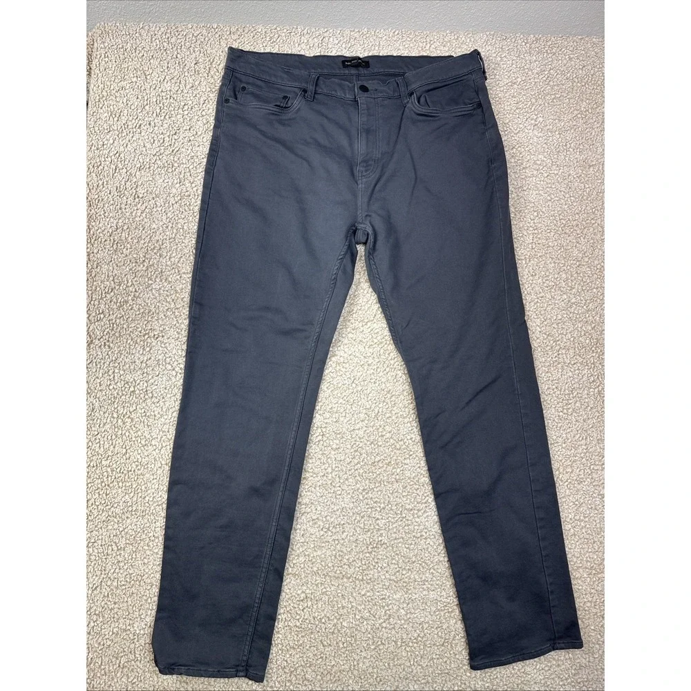 Banana Republic Men's Traditional Straight Fit Gray Jeans 38x34 Stretch Nice!